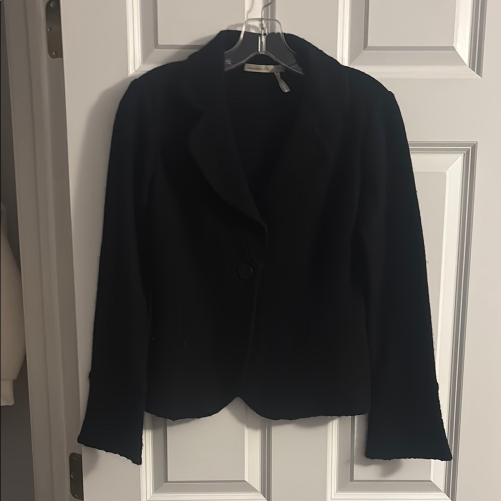 Chic Black Blazer/Sweater